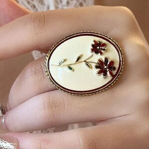 NEW Vintage Style Gold Bezel Ted Flower Ring